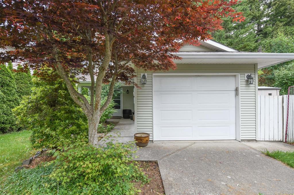2238 Tamarack Dr, 1037285, BC,