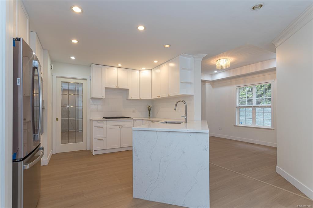 4877 Finnerty Cres, 1037313, BC,