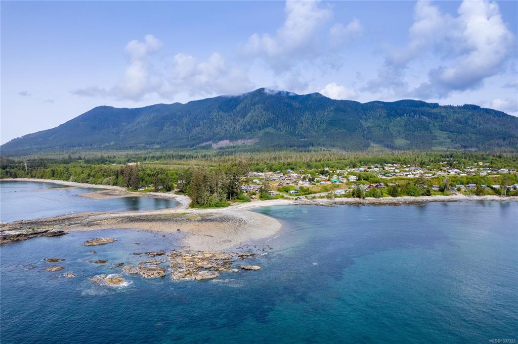 Fourth View of 1082 Sixth Ave, Ucluelet, BC, V0R 3A0