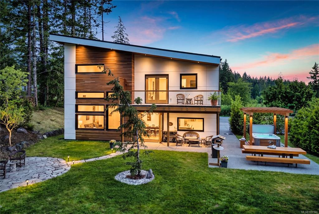 Third View of 2566 Steve Ellis Rd, Nanaimo, BC, V9R 0J7