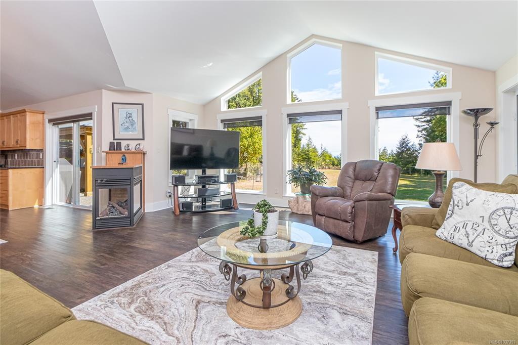 Third View of 1737 Galvin Pl, Qualicum River Estates, Qualicum Beach, BC, V9K 2V3