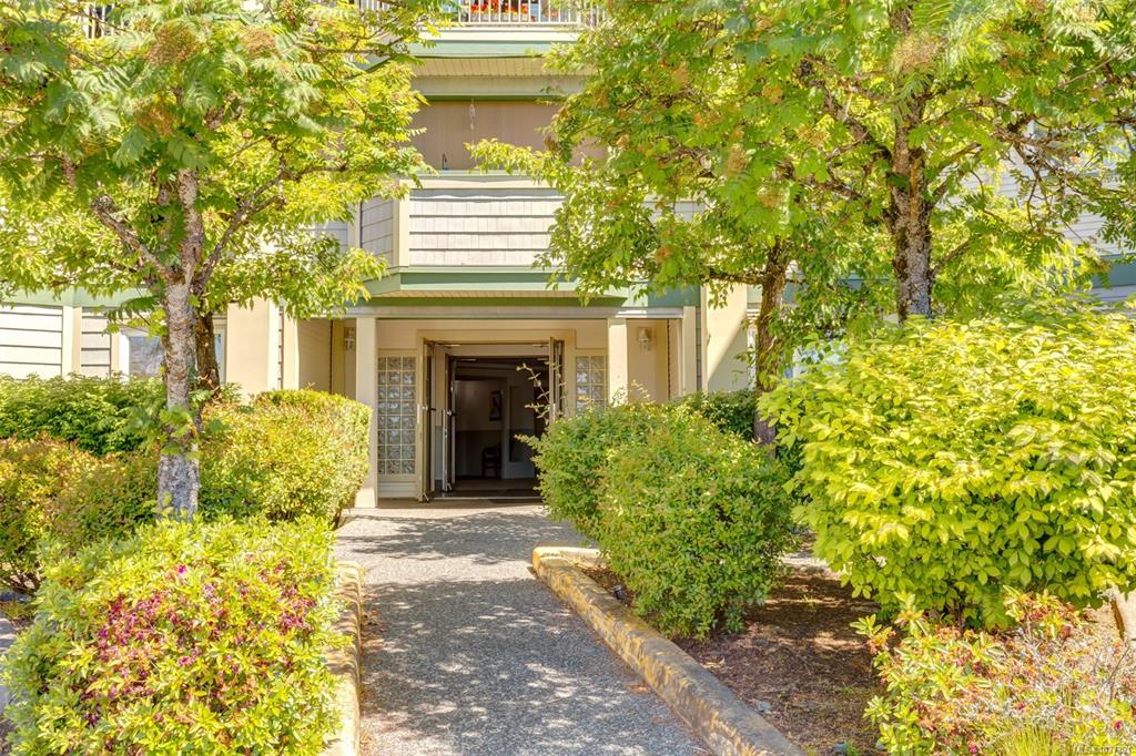 4971 Songbird Pl, 1037361, BC,