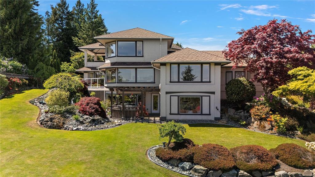 Third View of 11096 Greenpark Dr, North Saanich, BC, V8L 5N5