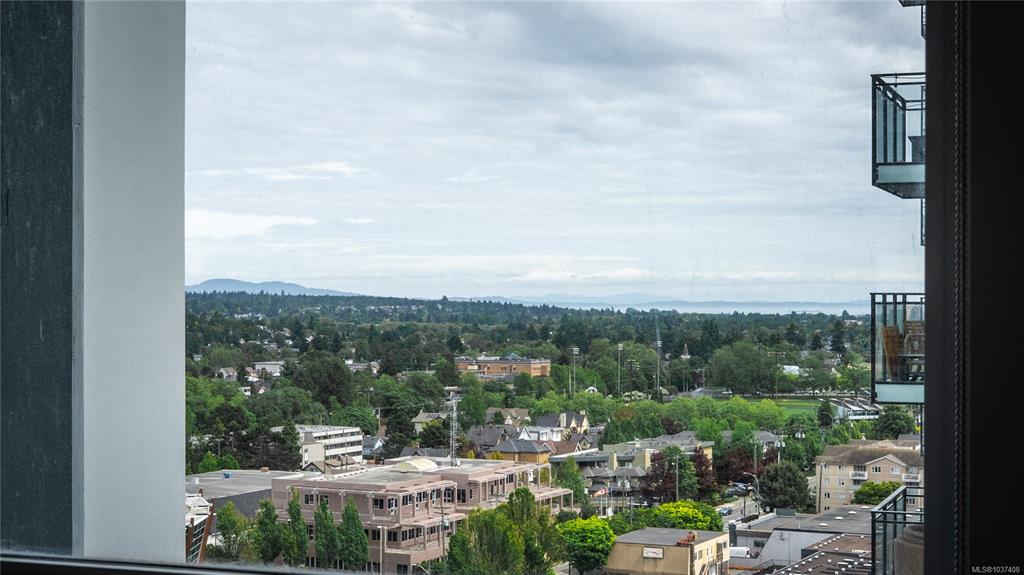 Second View of 777 Herald St, Hudson One, Victoria, BC, V8T 0C7