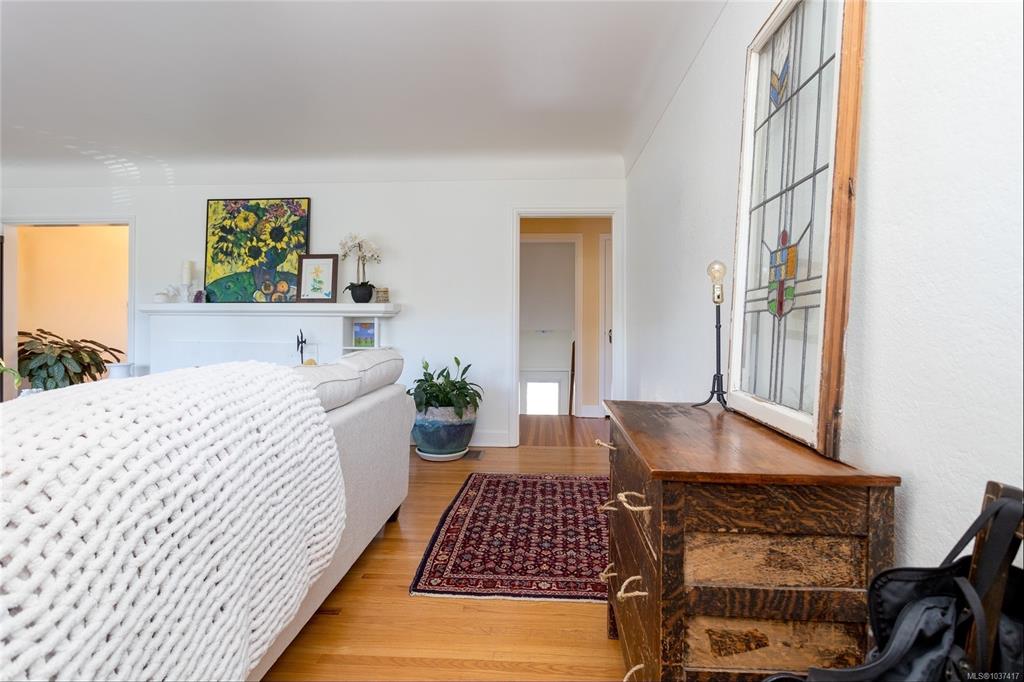 Fourth View of 855 Linkleas Ave, Oak Bay, BC, V8S 5C4