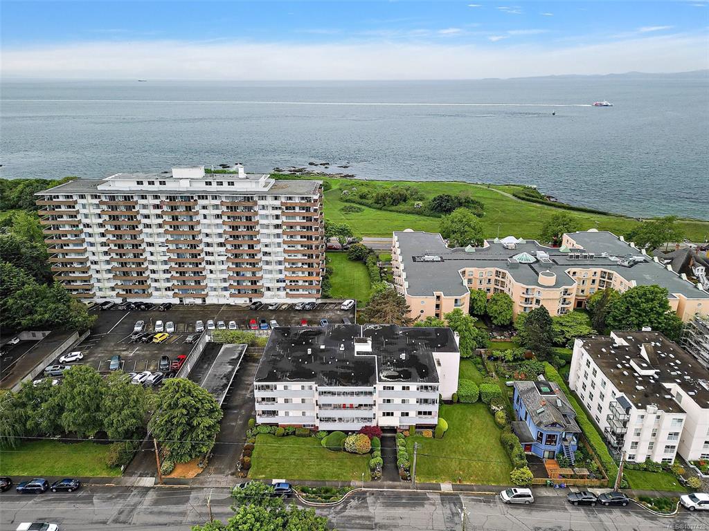Second View of 545 Rithet St, Arran House, Victoria, BC, V8V 1E4