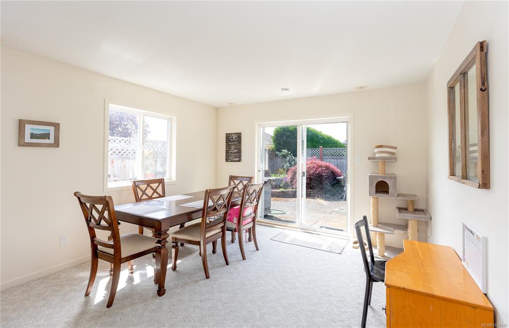 Fifth View of 706 Ironwood Ave, UPLANDS, Parksville, BC, V9P 2S2
