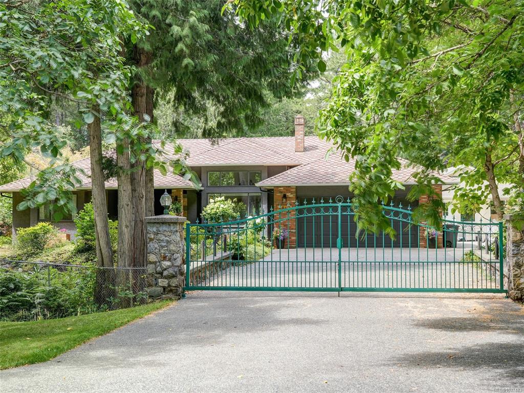 Third View of 4860 Excelsior Rd, Saanich, BC, V9E 2E5