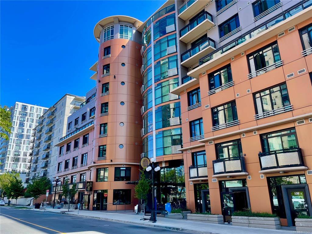 Second View of 1029 View St, Victoria, BC, V8V 0C9