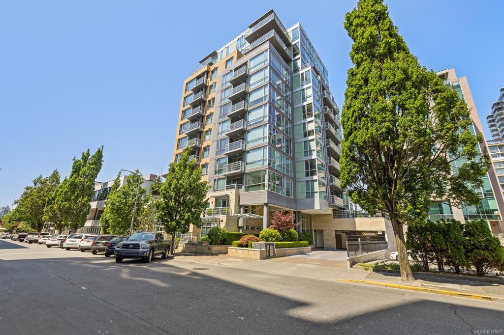 Second View of 732 Cormorant St, Corazon, Victoria, BC, V8W 1P8