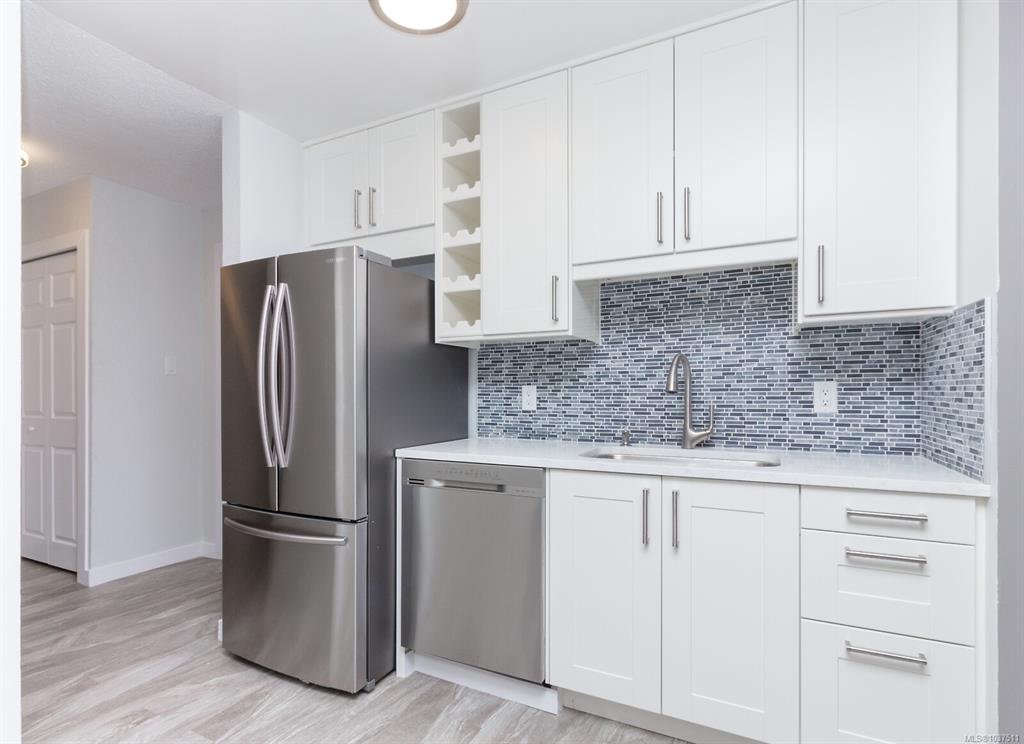 Third View of 3240 Glasgow Ave, Glasgow Court, Saanich, BC, V8X 1M2