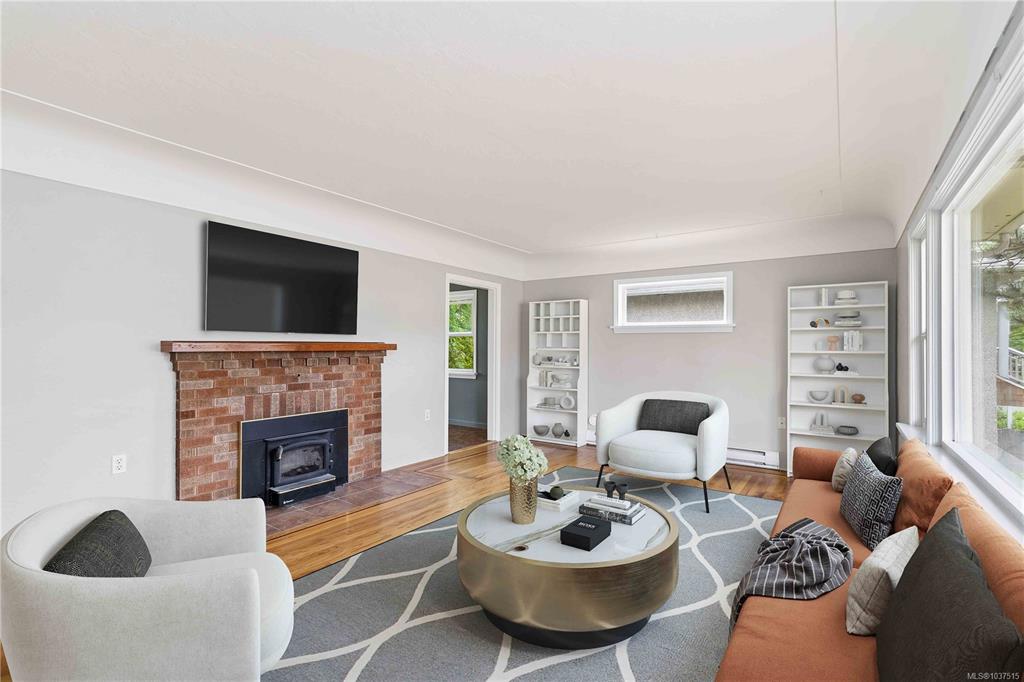 Fifth View of 1541 Mcrae Ave, Saanich, BC, V8P 1G4