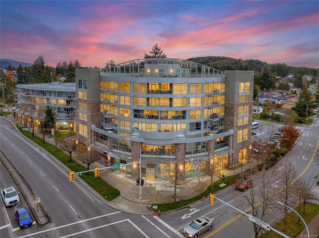 2745 Veterans Memorial Pkwy, 1037517, BC,