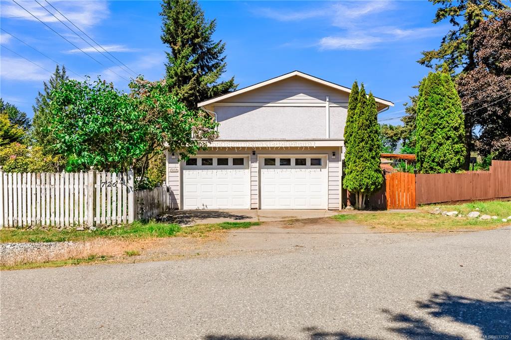 Fourth View of 726 A Kelly Rd, Colwood, BC, V9B 2A9