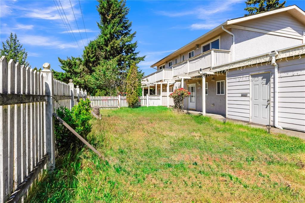 Fifth View of 726 A Kelly Rd, Colwood, BC, V9B 2A9