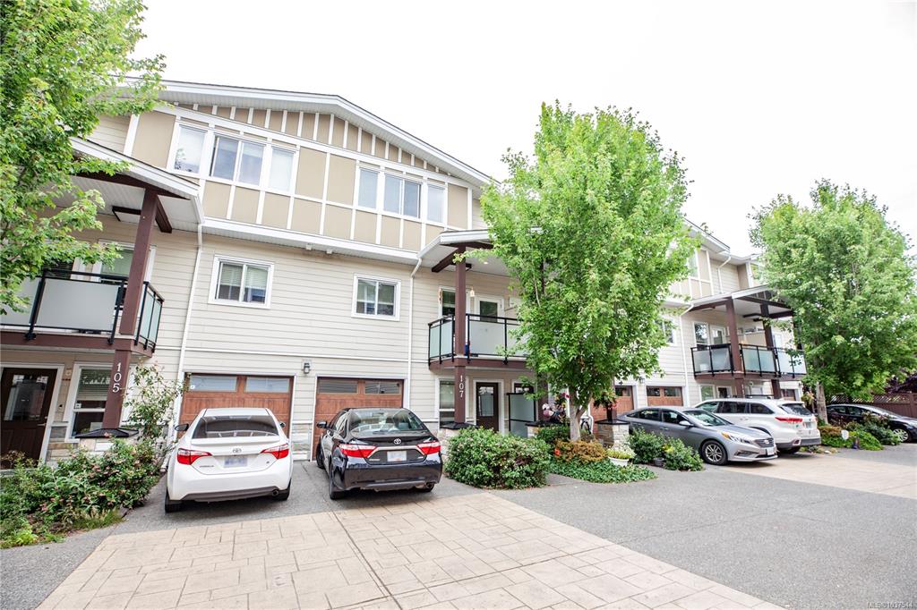 2889 Carlow Rd, 1037544, BC,