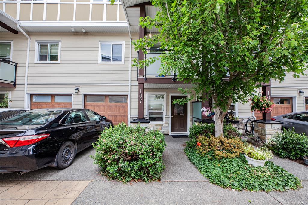 Third View of 2889 Carlow Rd, THE HAWTHORNE, Langford, BC, V9B 2S3