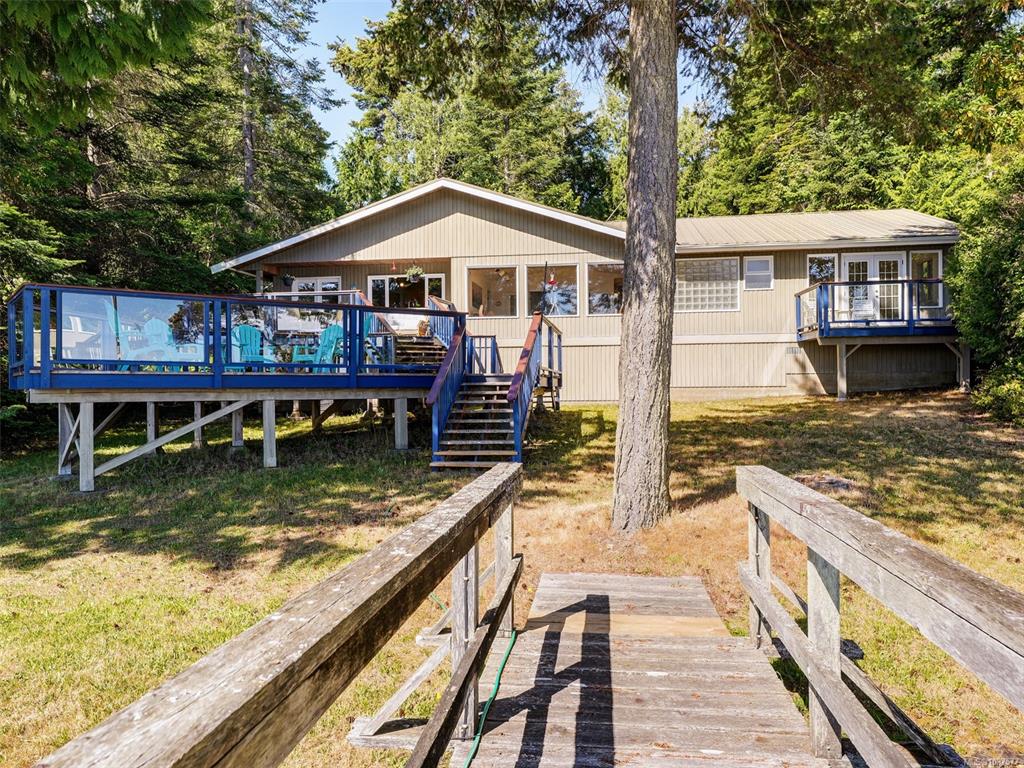 85 Mckenzie Cres, 1037577, BC,