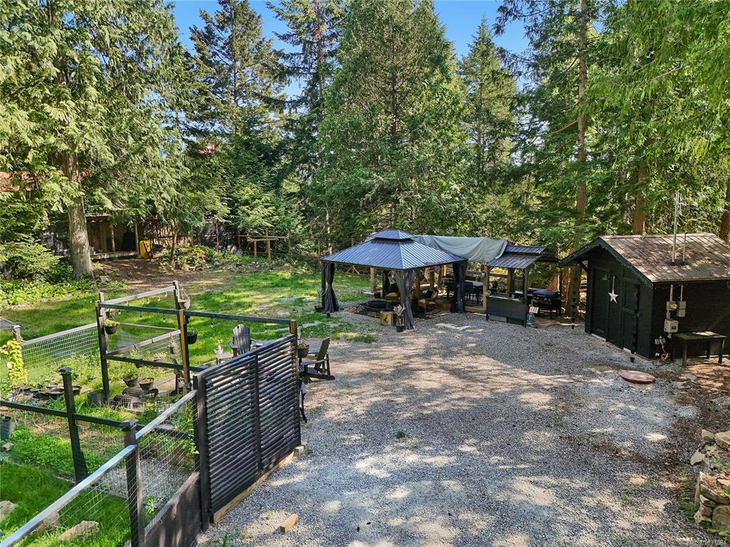 Third View of 506 Bluff Way, Mayne Island, BC, V0N 2J2