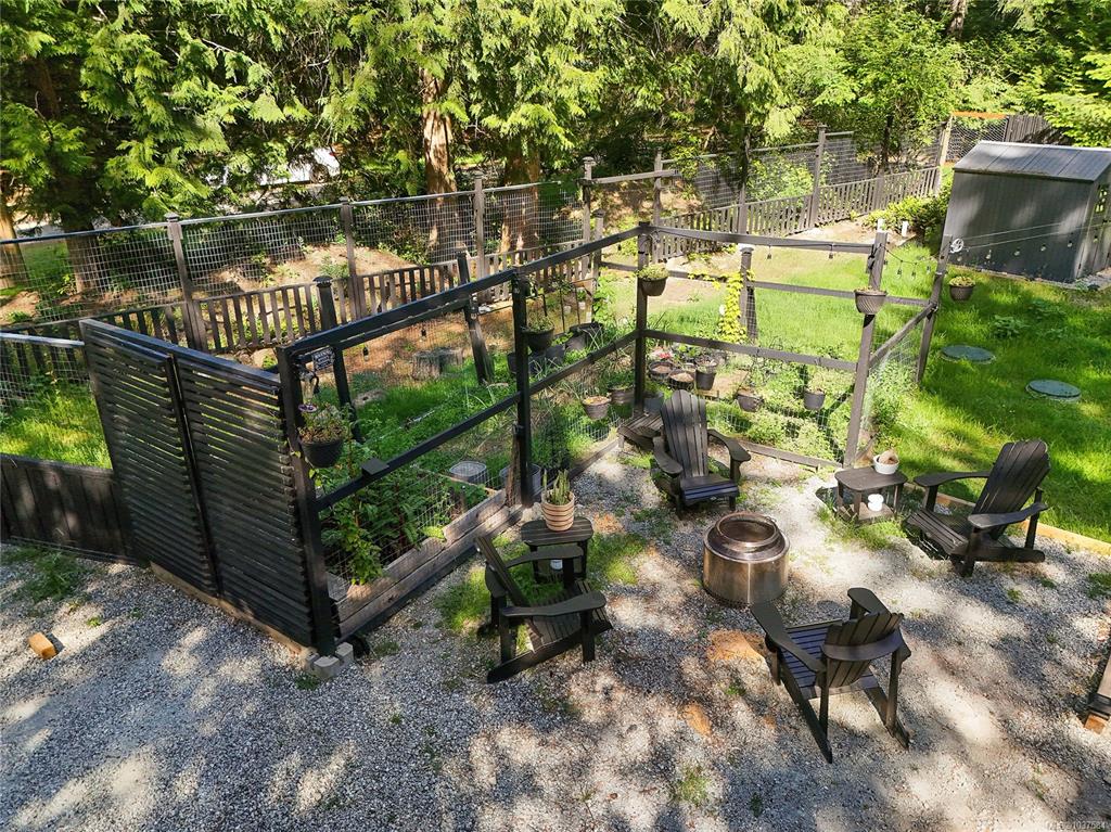 Fourth View of 506 Bluff Way, Mayne Island, BC, V0N 2J2