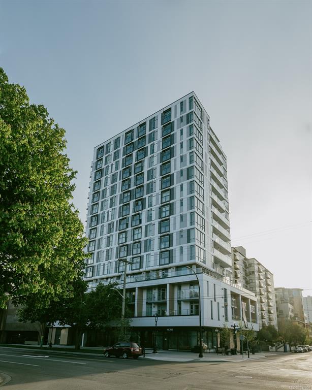 Fifth View of 1097 View St, Victoria, BC, V8V 3Z9