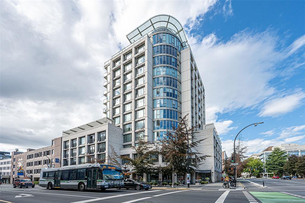 760 Johnson St, 1037606, BC,