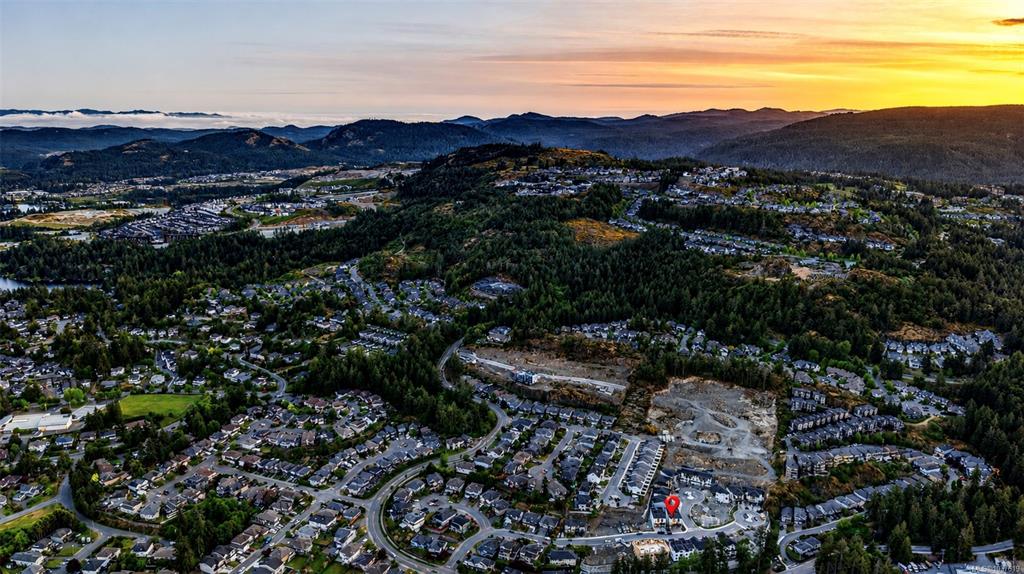 Fourth View of 2122 Kingbird Dr, Langford, BC, V9B 0E7