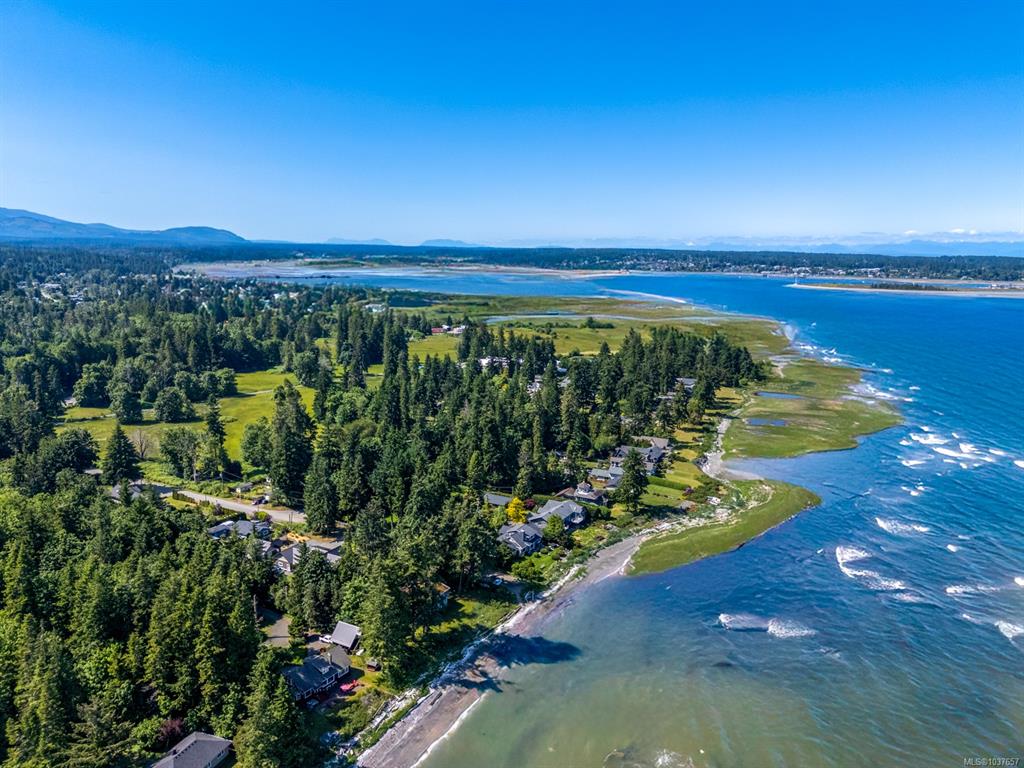 Third View of 4218 Island Hwy S, Courtenay, BC, V9N 9R8