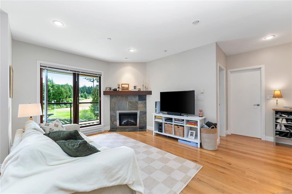 Fourth View of 1325 Bear Mountain Pkwy, Langford, BC, V9B 6T8