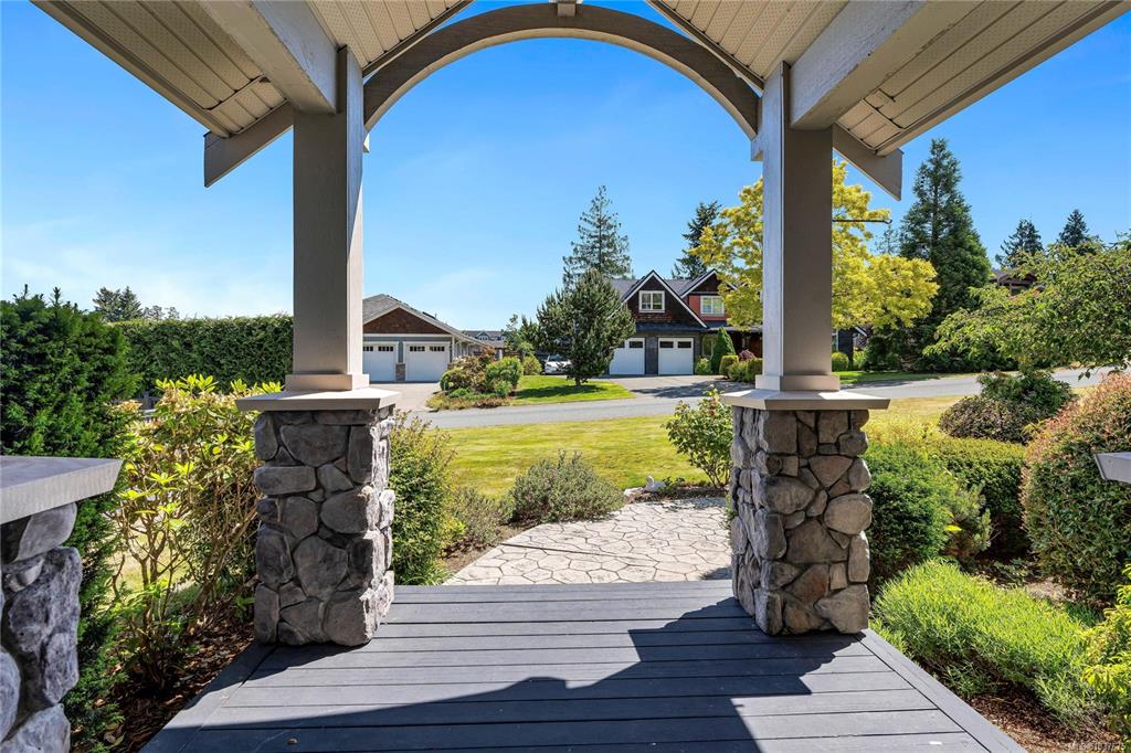 Fourth View of 2357 Coopers Hawk Rise, Mill Bay, BC, V0R 2P4