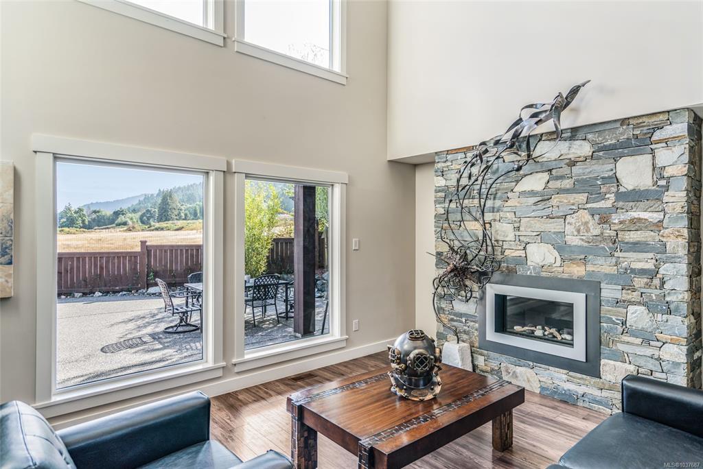 Third View of 2466 Summerset Rd, Nanoose Bay, BC, V9P 9E4