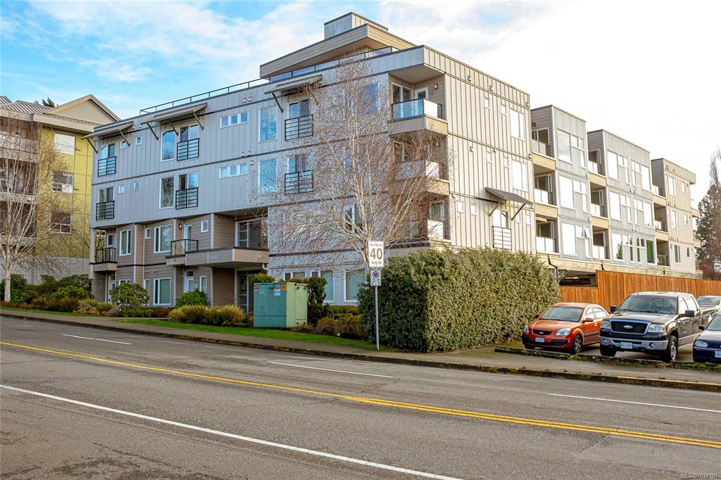 Second View of 1405 Esquimalt Rd, Esquimalt, BC, V9A 0A4