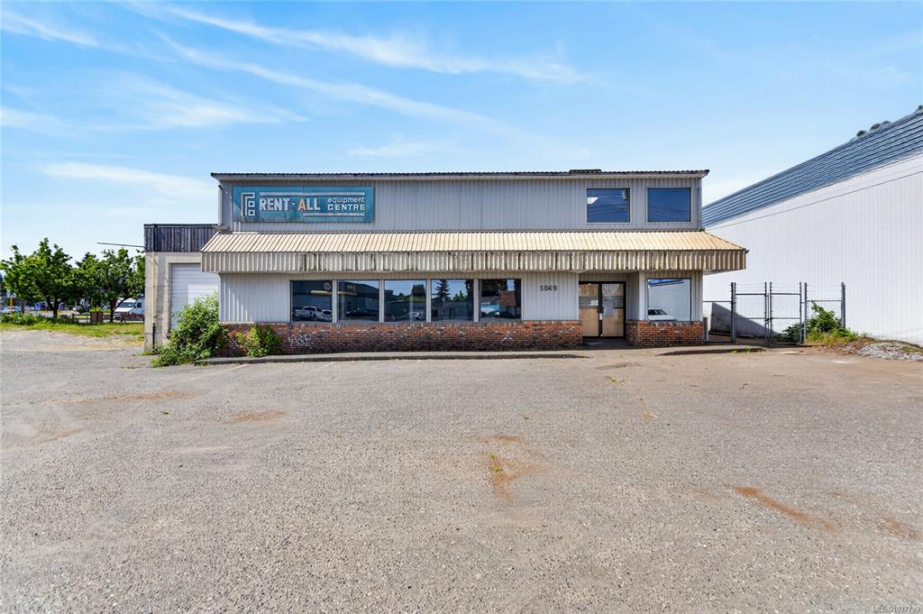 MLS® listing #31371182 for sale located at 1049 Mcphee Ave