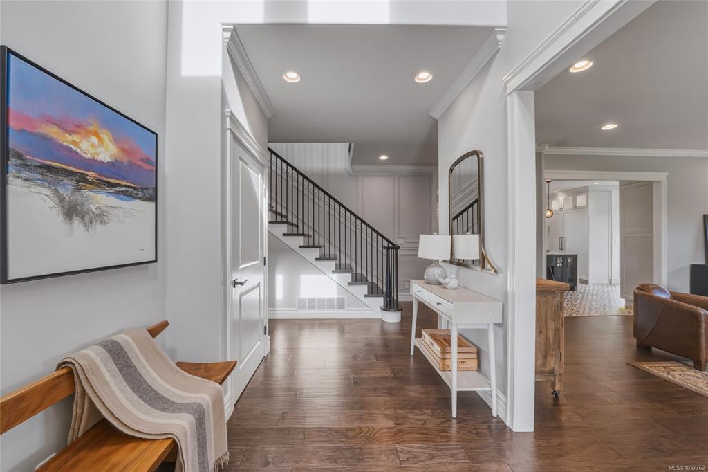Fourth View of 6429 Bryn Rd, Central Saanich, BC, V8M 1X6