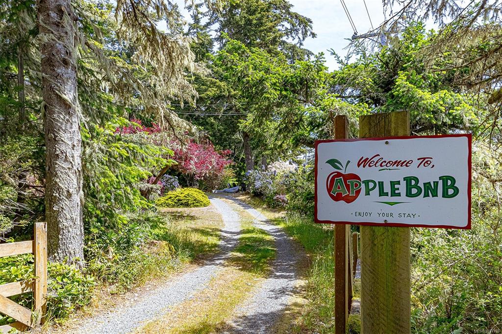 Fourth View of 7954 West Coast Rd, Sooke, BC, V9Z 0R5