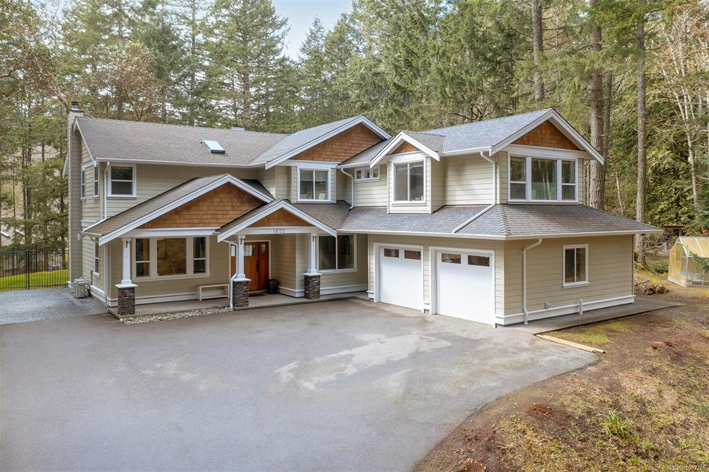 Second View of 1622 Millstream Rd, Highlands, BC, V9B 6G4