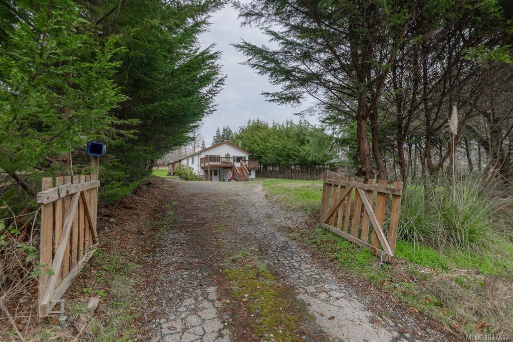 Third View of 6820 Grant Rd W, Sooke, BC, V9Z 0L7