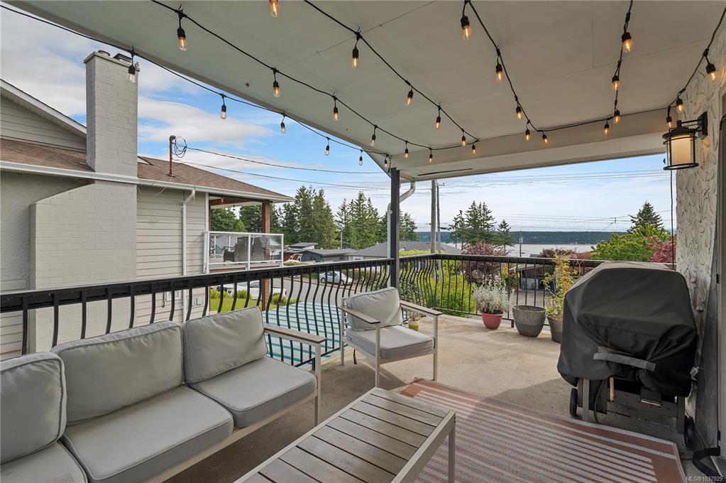 Fourth View of 880 Galerno Rd, Campbell River, BC, V9W 5J4