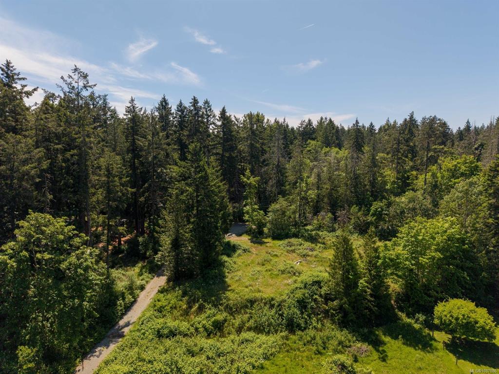 Second View of 1220 Clayton Rd, North Saanich, BC, V8L 5V3