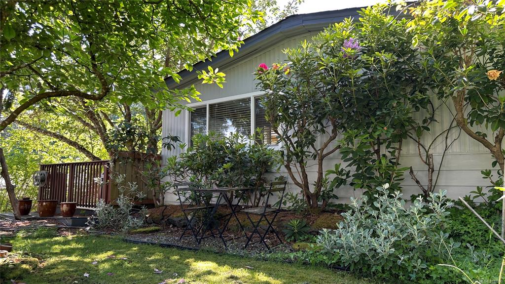 5838 Blythwood Rd, 1037930, BC,