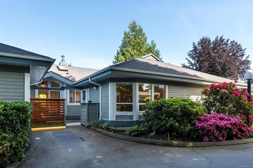 Main View of 3221 Wordsworth St, Saanich, BC, V8P 4B7