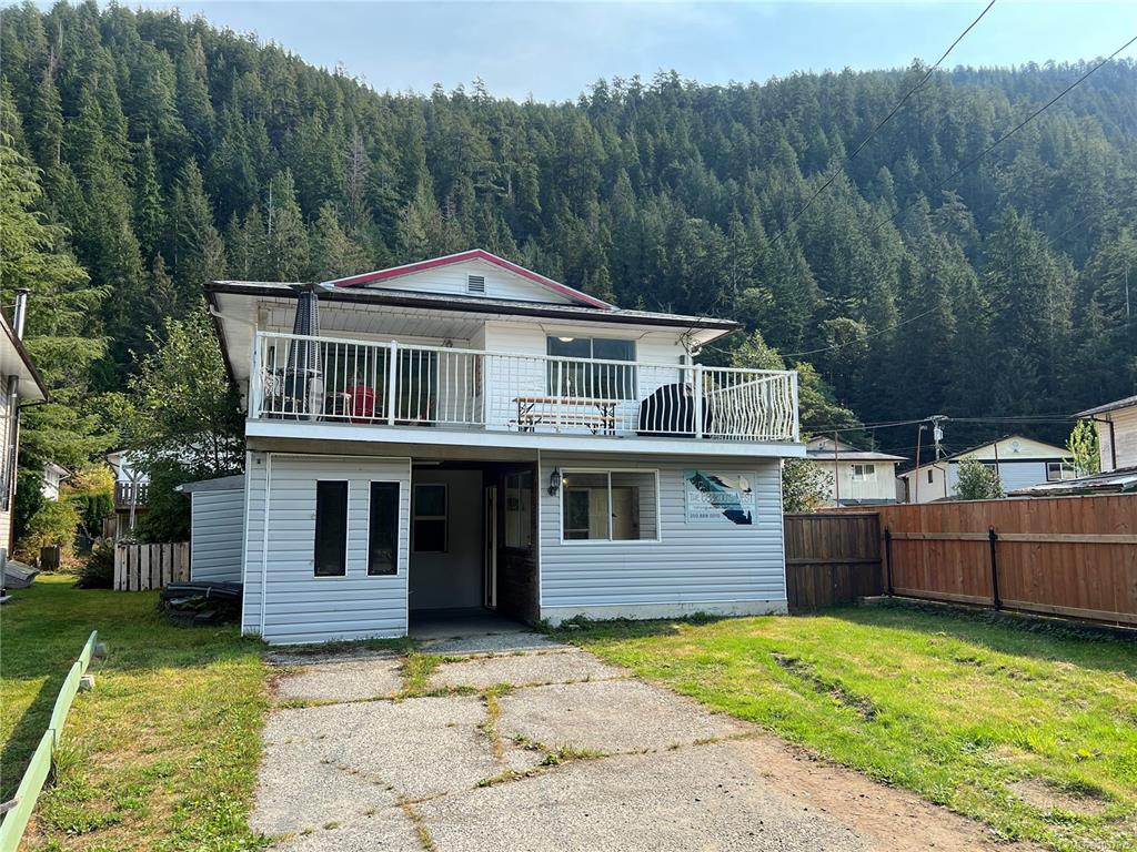 537 Maquinna Dr N, 1037972, BC,