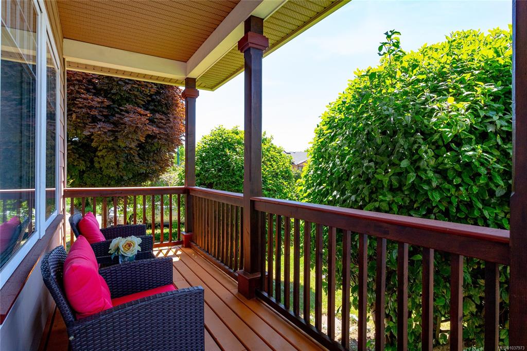 Fourth View of 4021 Blackberry Lane, Saanich, BC, V8X 5J4