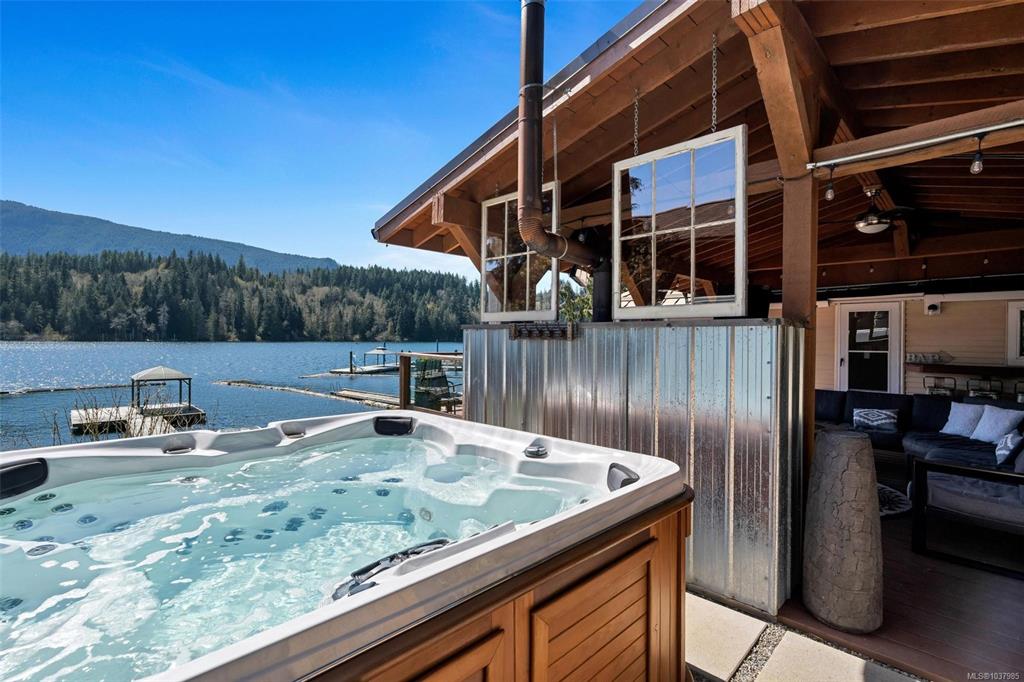 8624 North Shore Rd, 1037985, BC,