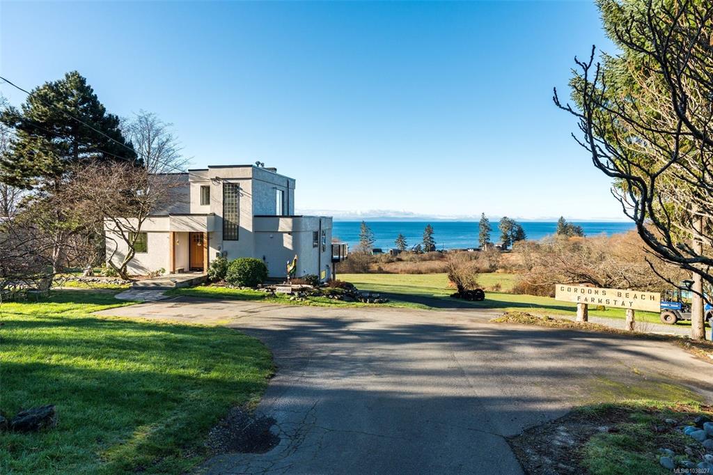 4537 Otter Point Rd, 1038027, BC,
