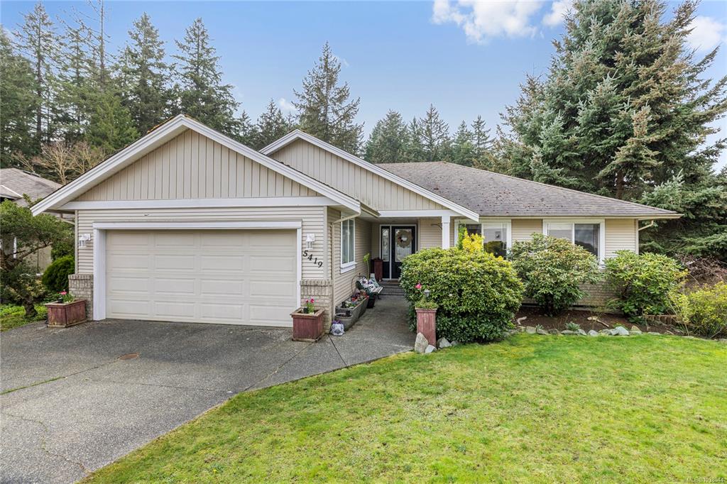 5419 Colinwood Dr, 1038044, BC,