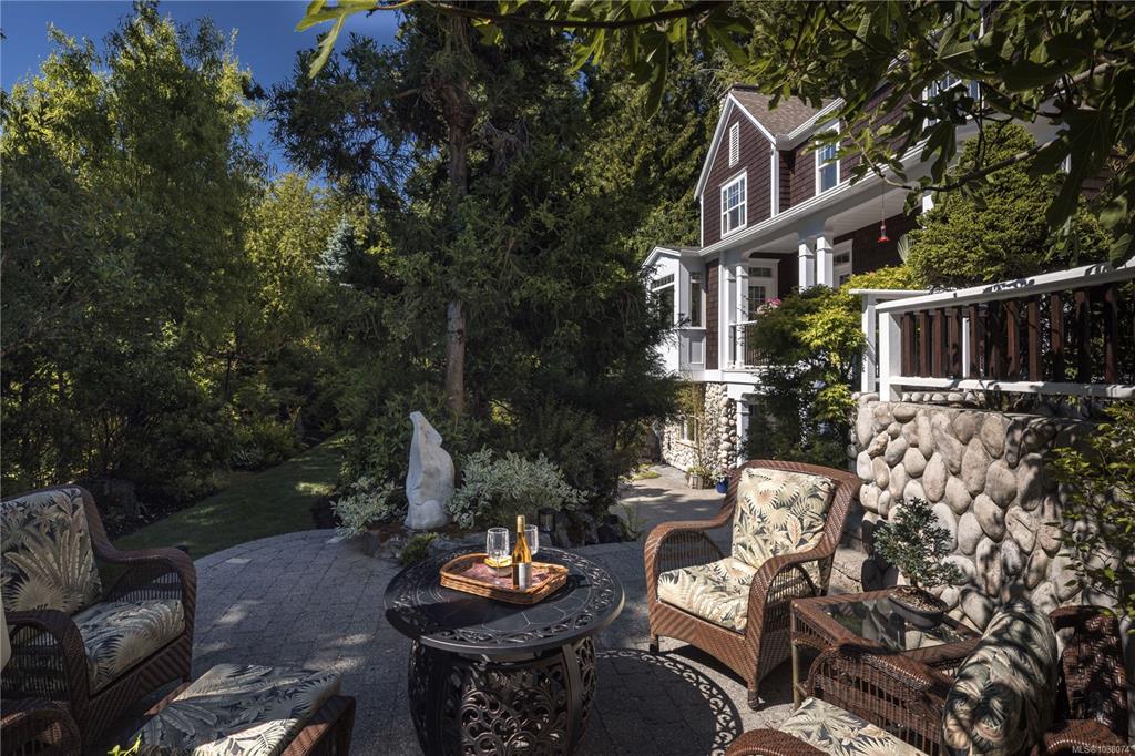 Fifth View of 1188 Garden Gate Dr, Central Saanich, BC, V8M 2H6