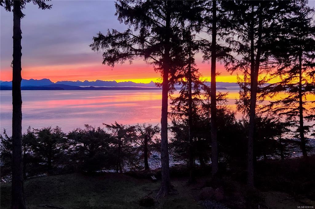 145 Petroglyph Way, 1038136, BC,