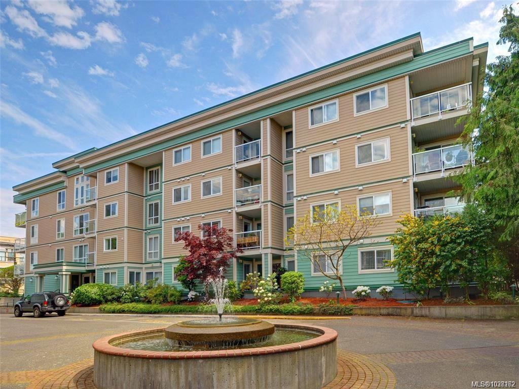 Second View of 689 Bay St, Lexington Park, Victoria, BC, V8T 5H9