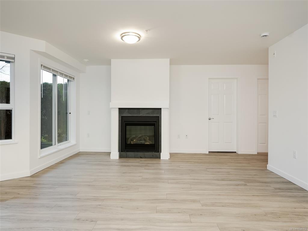 Fourth View of 689 Bay St, Lexington Park, Victoria, BC, V8T 5H9